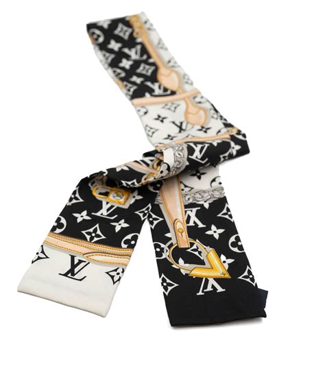 louis vuitton hair bandana|louis vuitton twilly.